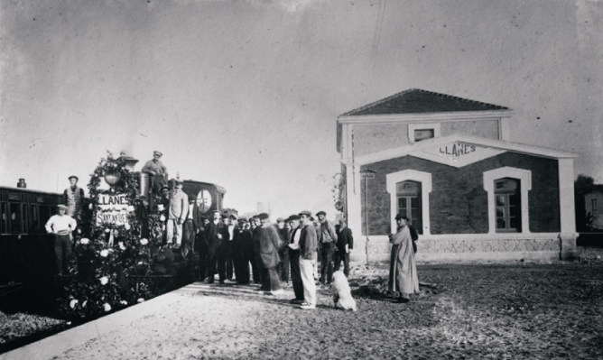 Económicos de Asturias, inauguración de la linea 21 junio 1905 , estación de Llanes, archivo Fernando Suarez Cue