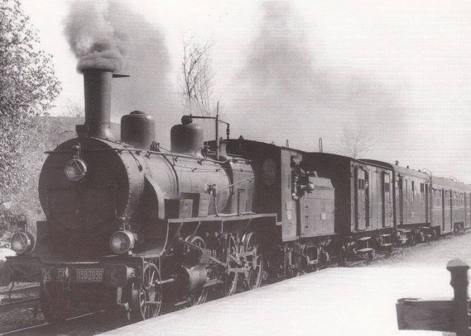 Estación de Cabra, linea de Linares a Puente Genil , 27 marzo 1966, foto L.G. Marshall