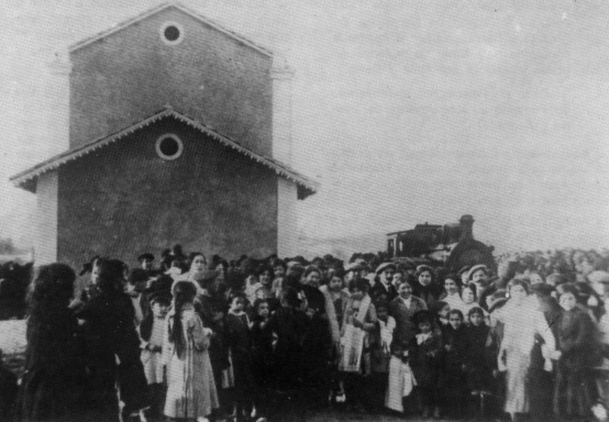 Fc de la Marina, llegada del primer tren a Gata, archivo Vicente Ferrer y Hermenegildo