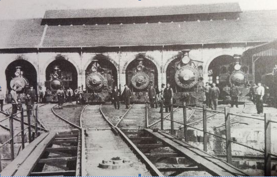 Ferrocarril de la Robla, deposito de locomotoras, imagen F.Pardo