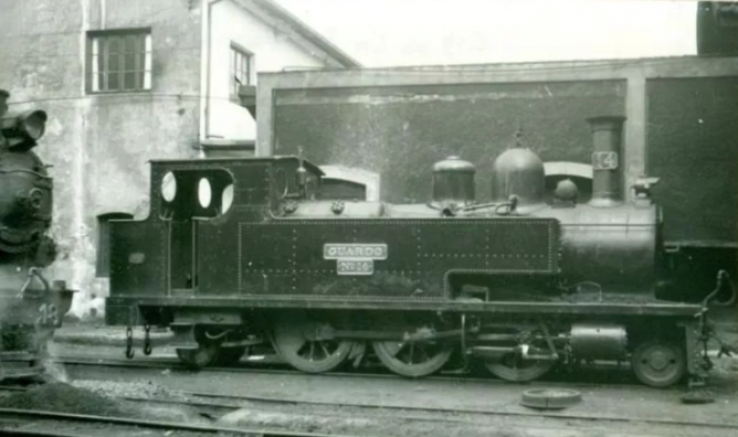 Ferrocarril de la Robla. Locomotora GUARDO. foto.Archivo Mikel Iturralde