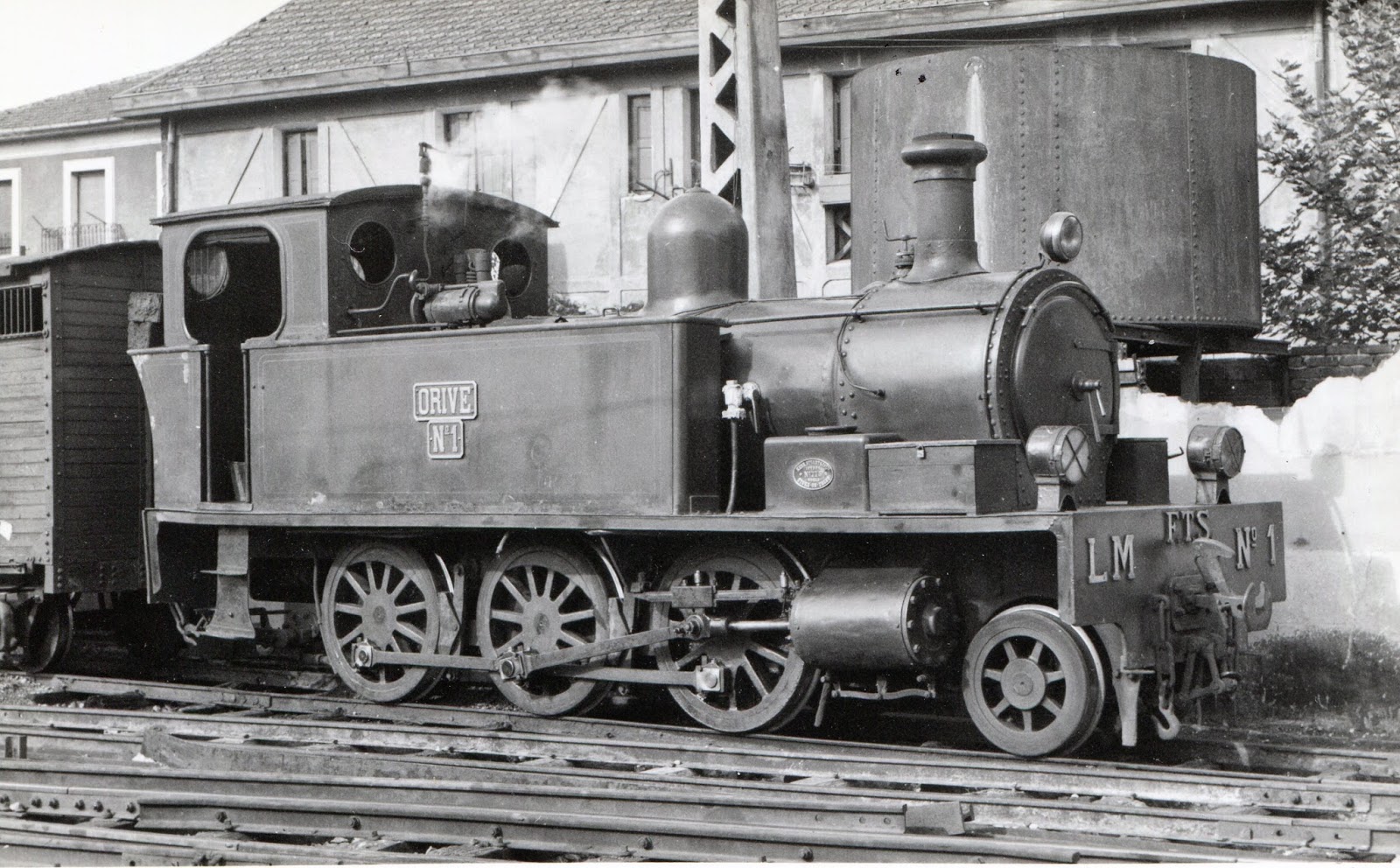 Locomotora Orive , nº 1 del Luchana a Munguia , fondo Euskpotren, MVF