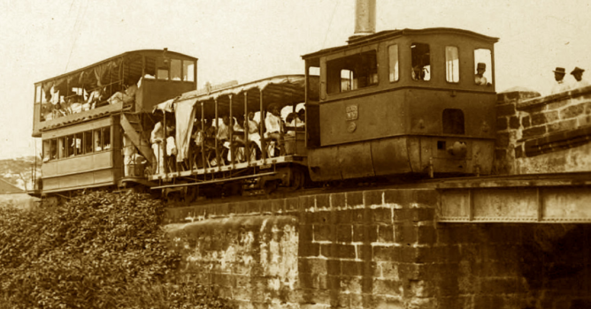 Tranvia a vapor de Manila a Malabon. c.1888. archivo de dominiopublico