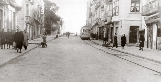 Tranvias de Cartagena, tranvia en la calle del Duque, año 1952, fondo Cartagena Antigua