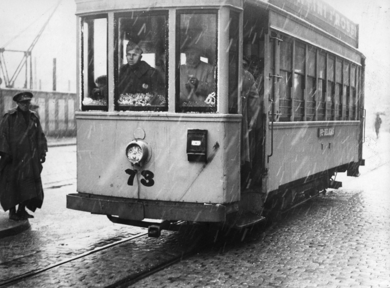 Tranvias de Zaragoza, coche 73 , fondo APG