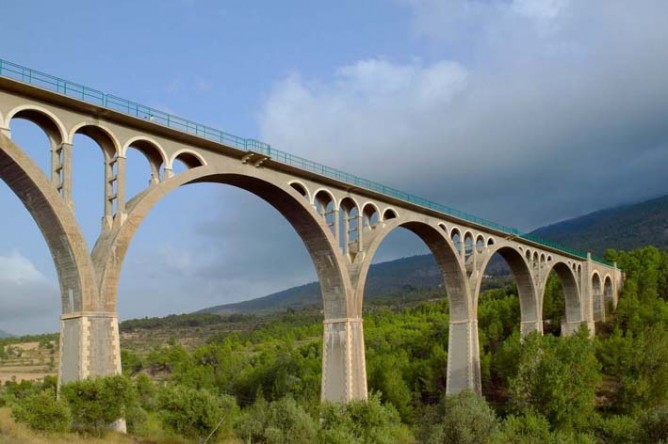 Viaducto sobre rio Polop Proyecto de Jose Roselló Martí