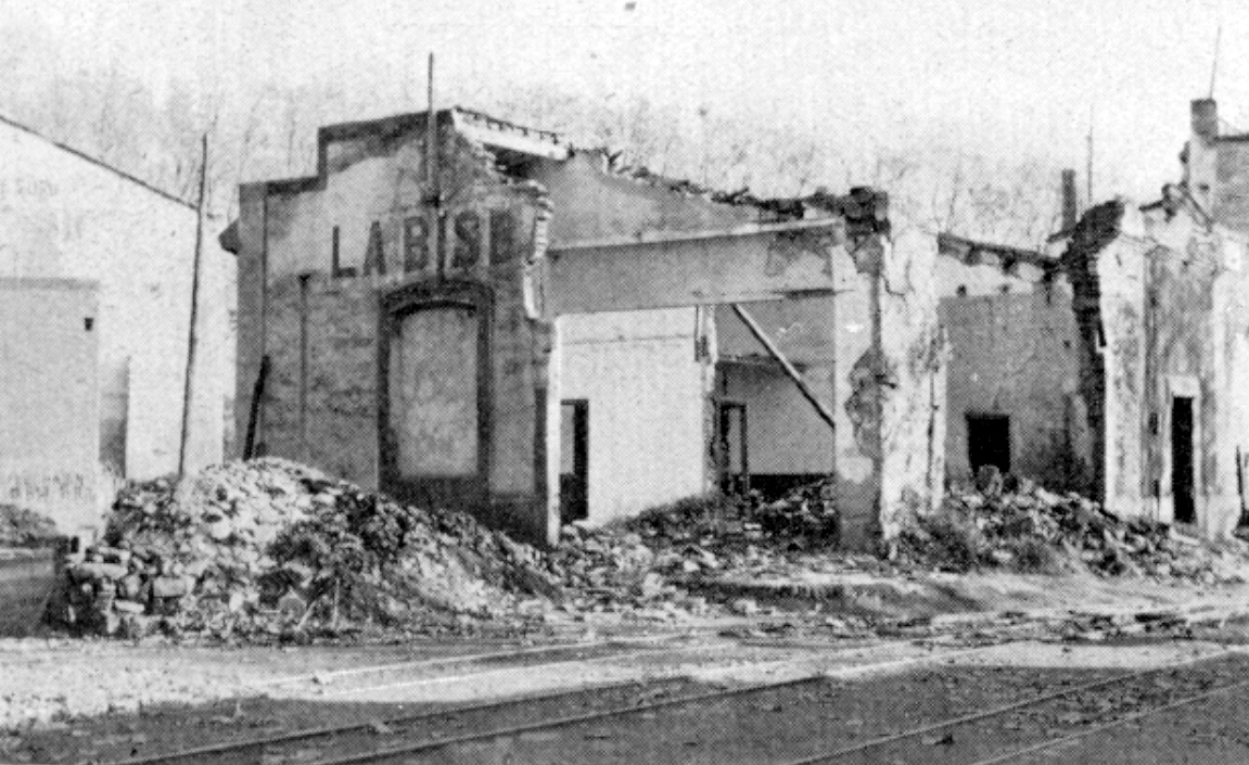 Estacion de la Bisbal, destruida en la guerra civil de 1936/39
