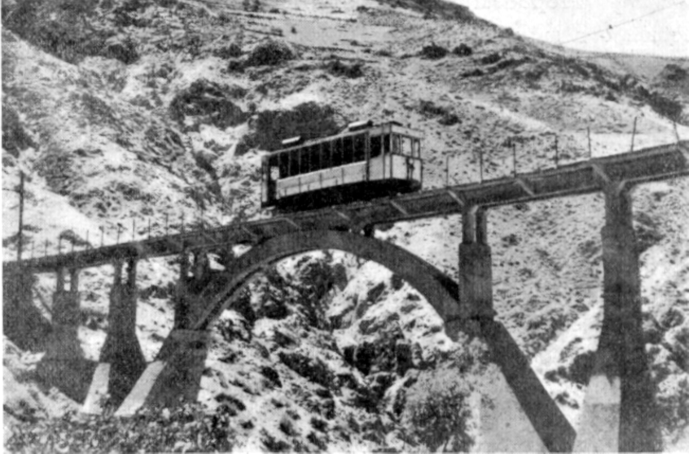 Viaducto, linea de Granada al Charcon