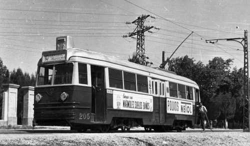 Tranvia de la subserie 204 a la 206, fondo : José maria valero Suarez