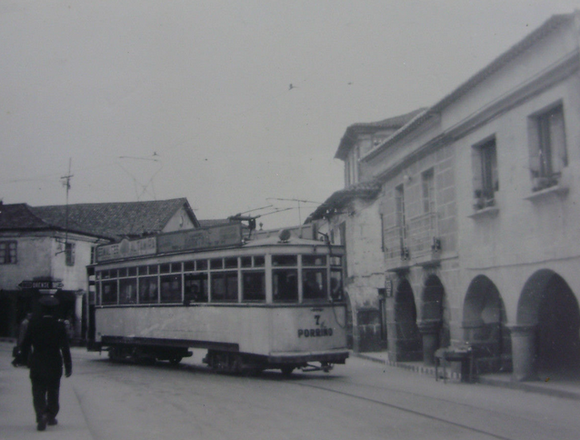 Vigo a Porriño , coche nº 7 en Mondariz , c. 1950, fotografo desconocido