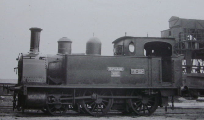 Bilbao a Portugalete , locomotora nº 11 CANTALOJAS, año 1963, fondo Gustavo Reder