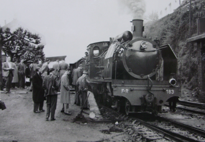 Ferrocarril de la Robla, locomotora 183, año 1959, fondo Gustavo Reder