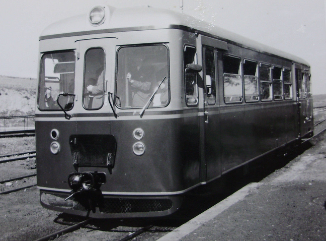 Madrid a Almorox , año 1959, automotor, fondo Gustavo Reder