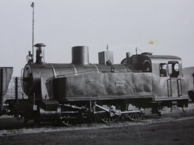 Puerto del Musel JOP, locomotora nº 16 , año 1960