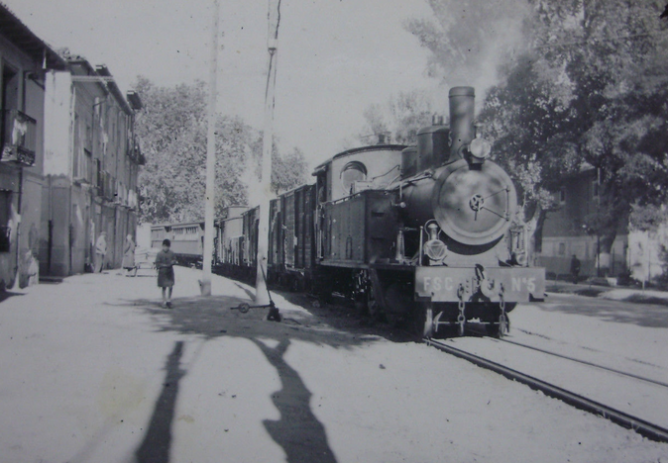 Secundarios de Castilla , locomotora nº 5 , c. 1960, fotografo desconocido