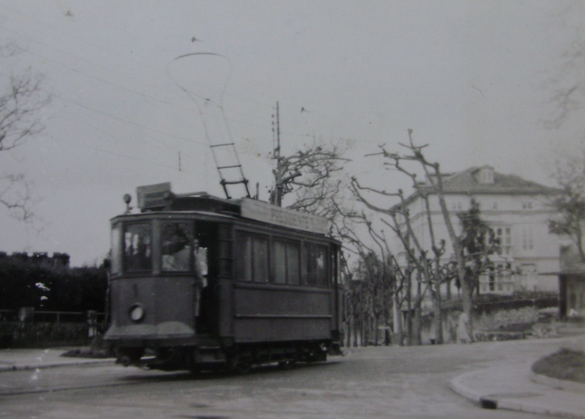 Tranvía de Miranda . Santander coche nº 1, año 1950, fotografo desconocido