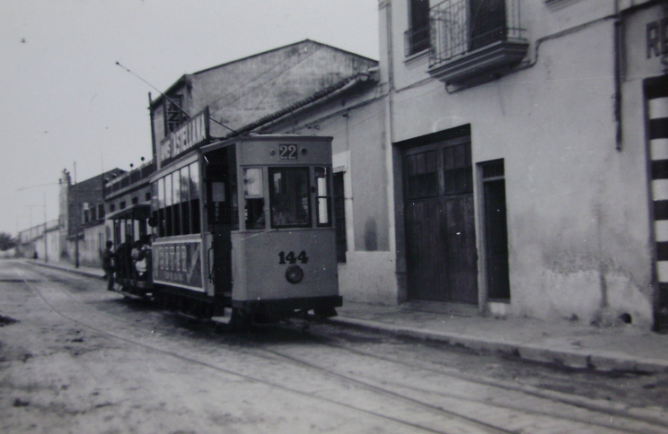 Tranvia en Manises, año 1955, fotografo desconocido