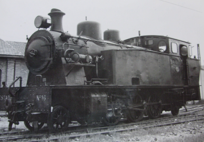 Vasco Navarro, Locomotora Estado nº 16, año 1953, fotografo desconocido