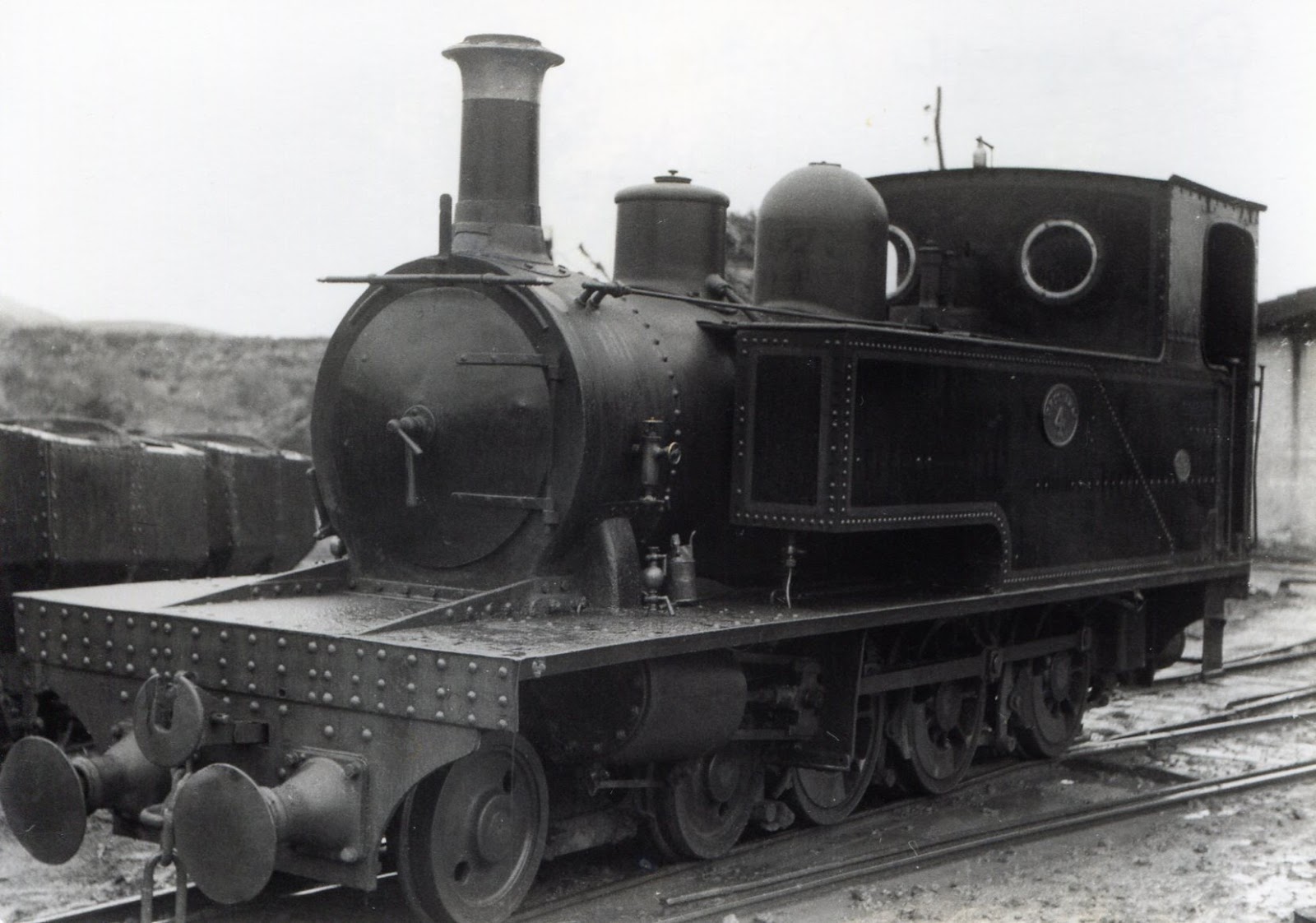 Instalaciones de Orconera en Cantabria, locomotora nº 4