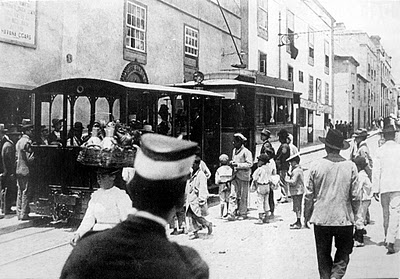 1901.Santa Cruz Tranvia en Calle Castillo[1] Col Alberto Marin