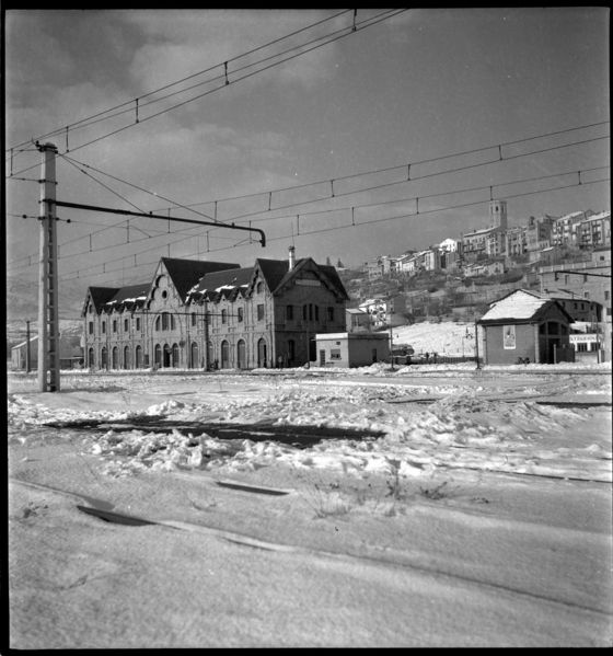 Nevada en la estación de Puigcerdá , año 1958, fondo Cuyas