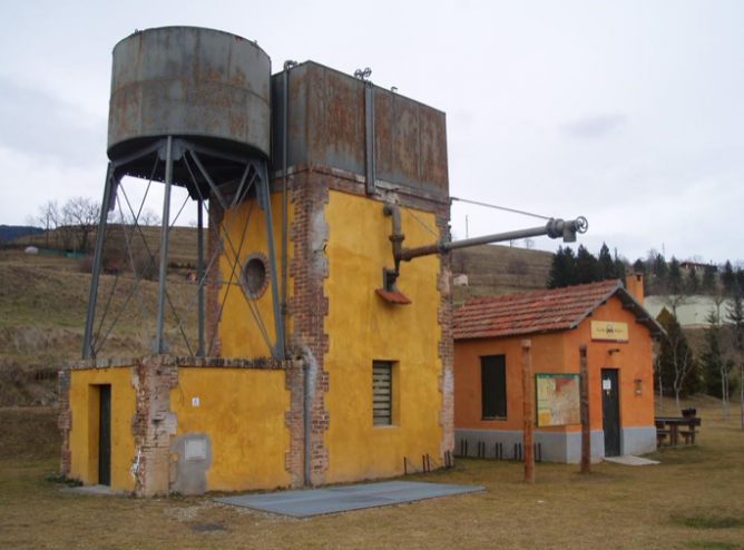 Aguada de la estación de San Juan de las Abadesas, foto Albert Cartagena Valls