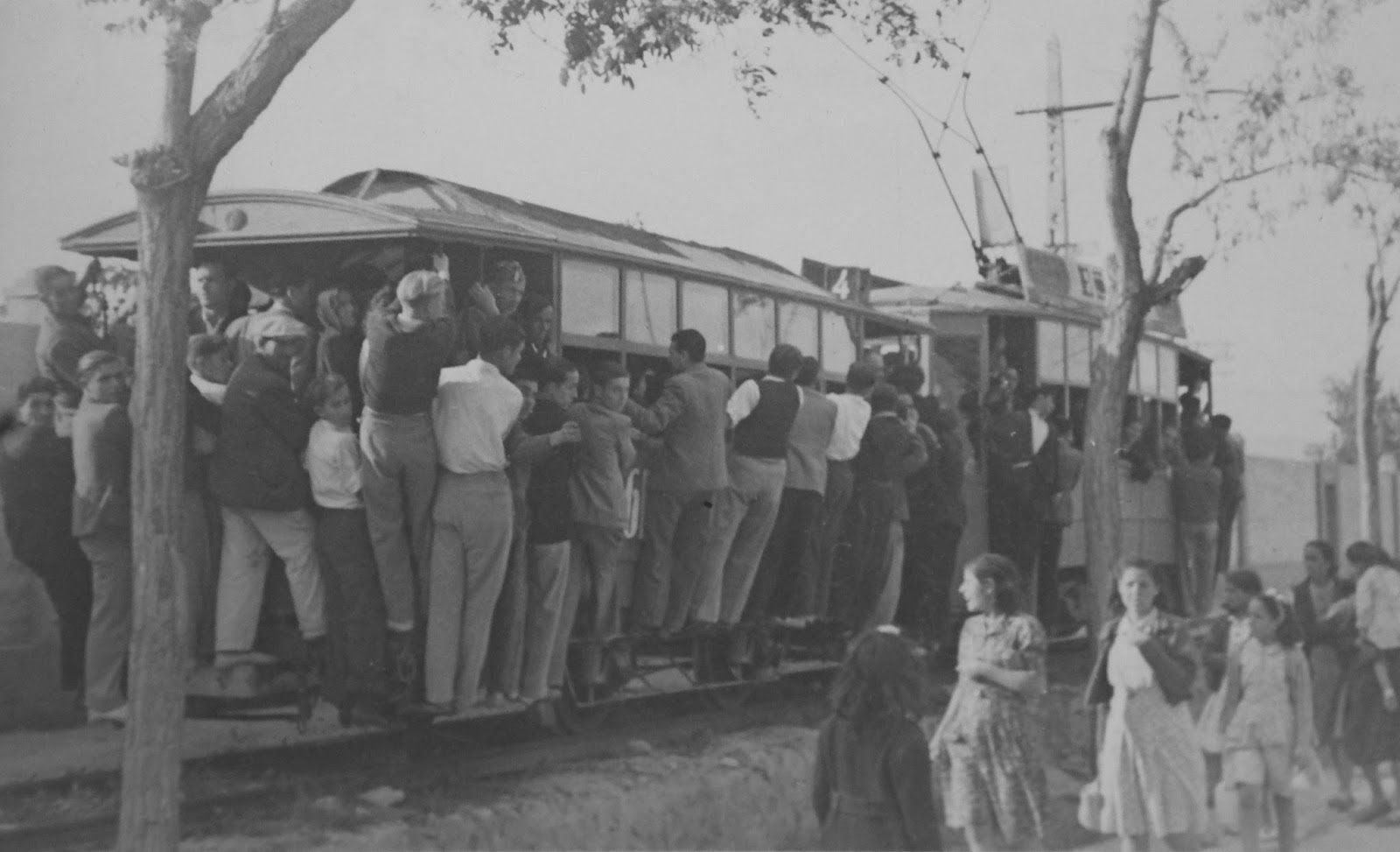 Alicante a la Santa Faz, año 1943 , fondo Historico BBVA