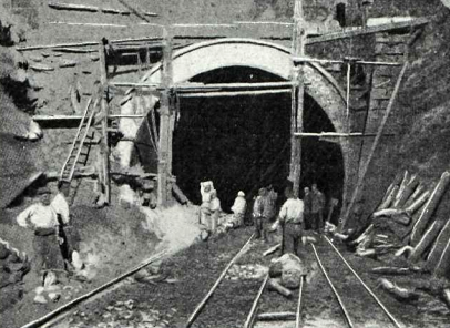 ampliacion-del-tunel-de-torrella-ano-1911-archivo-revista-adelante