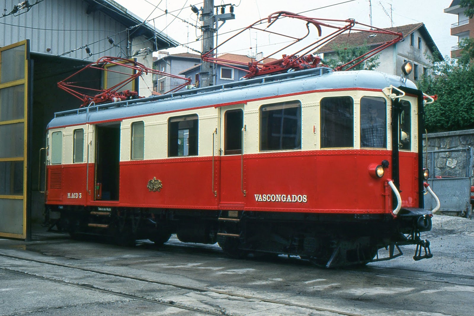 Automotor Ganz corto restaurado por el Museo Vasco del Ferrocarril , foto Juan Jose Olaizola