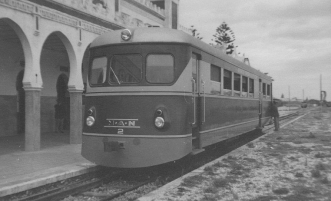 Automotor MAN nº 2 en Ceuta, año 1954, foto Charlie Oliva