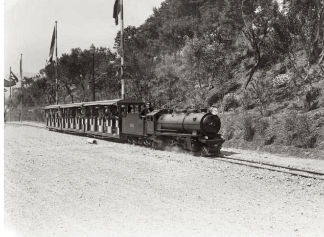 barceloa-tren-de-la-exposicion-internacional-foto-cases-y-galobarde-1929