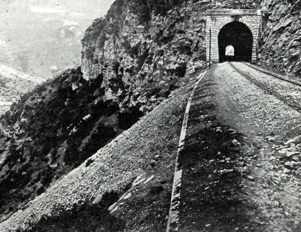 bobadilla-a-algeciras-tunel-no10-entre-gaucin-y-cortes-revista-adelante-ano-1911