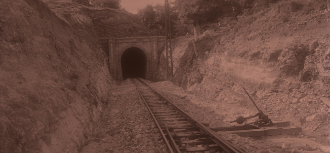 Boca Sur del túnel de Laminoira