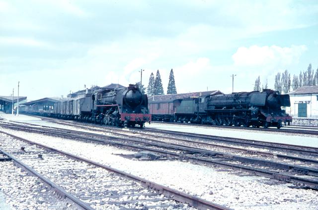 Burgos- Renfe 241-F-2101, tren Irún Madrid, maypo 1967, foto Graham F.V. Stracey