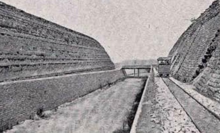 Canal de Monegros, trinchera del terraplen de Valparaiso , año 1924, revista Ingenieria y Construccion