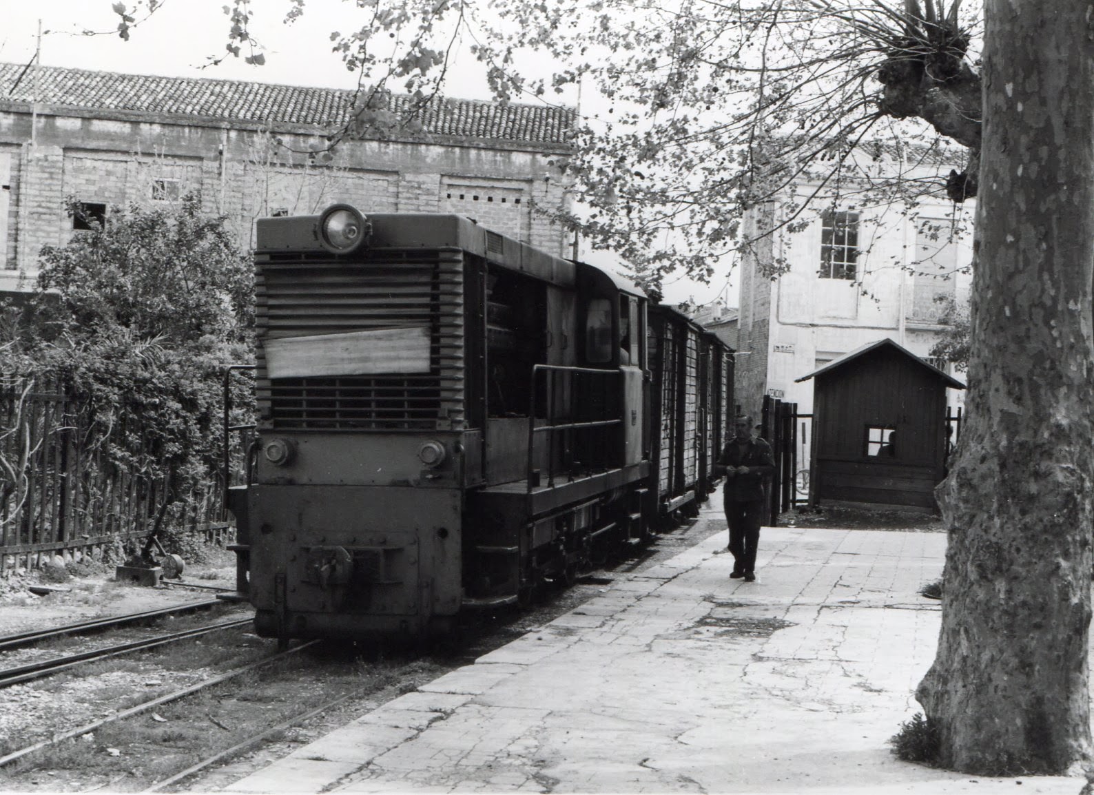 Carcagente a Denia , locomotora Diesel , año 1969, foto Jeremy Wiseman