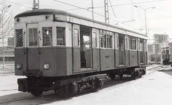 Coche serie 300 en Aluche, foto Juan Bautista Cabrera