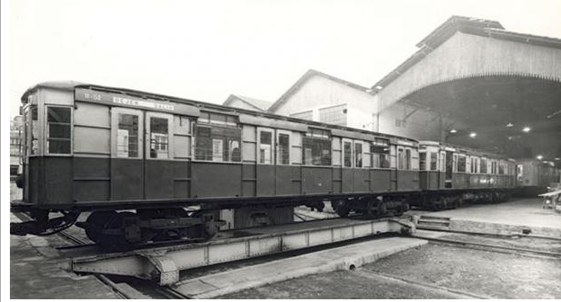 Coches de la Serie 321,322,R321 y R322, llegados en 1944, archivo TMB