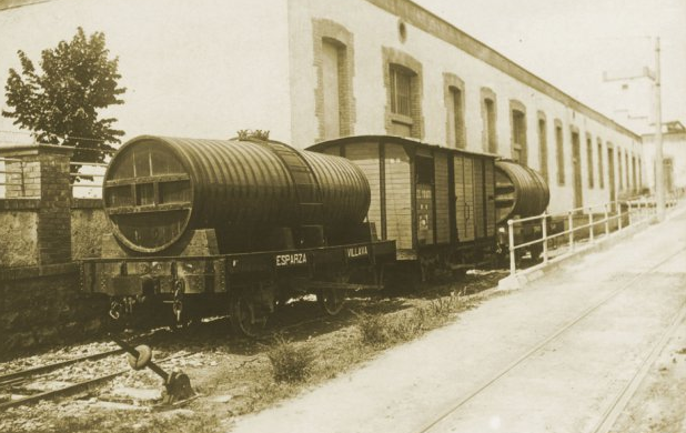 Cubas de Hijos de Serapio Esparza en Villava, archivo Pablo Esparza