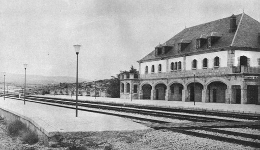 Directo de Madrid a Burgos, Estacion de Colmenar Viejo, archivo Euskotren ,MVF