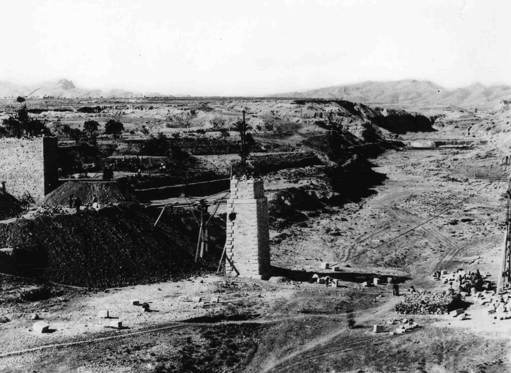 Elche , año 1882, puente del ferrocarril, UMH