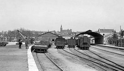 Estacion de Huesca año 1920, foto Hermanos Viñuales , fondo Diputacion de Huesca