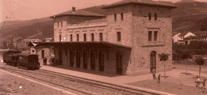 Estacion de Oñate