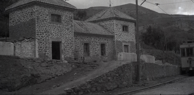 Estacion de Pinos Genil , en obras año 1943, foto Torres Molina