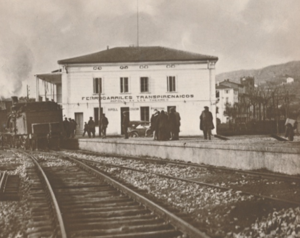 Estacion provisional de Ripoll. archivo via 4