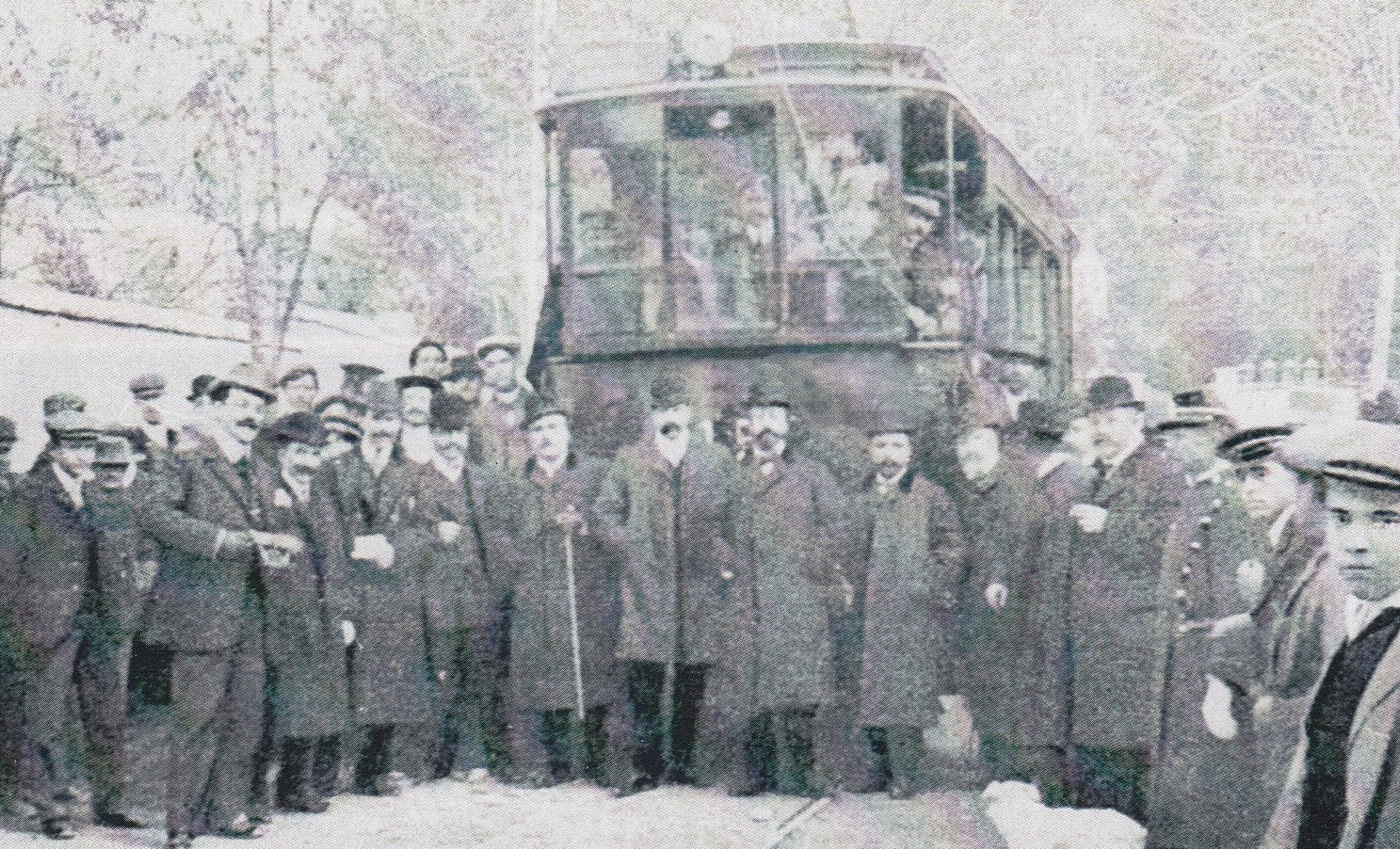 Inauguración el 22 de diciembre de 1907 del Tranvía de la Alhambra, Foto Fernández Ruiz