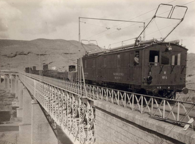 Linares á Almeria, Santa Fe de Mondujar, viaducto sobre el Andarax, foto Victoriano Lucas Martínez, AHF-F-179