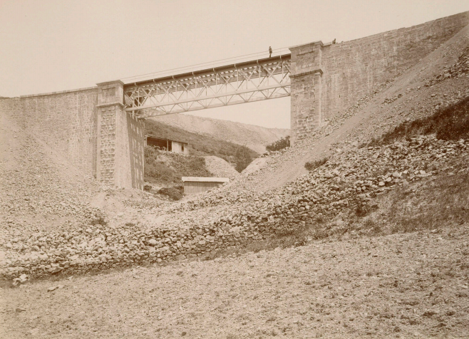 Linea de Asturas , AGL, año1884, foto P. Sauvanaud , archivo BNE