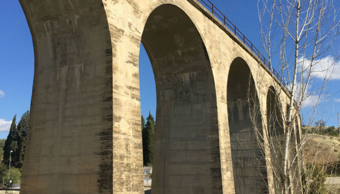 Linea de Baeza a Utiel, viaduct0 en Villanueva del Arzobispo ( Las Villas) Jaén, Archivo Cazabaret