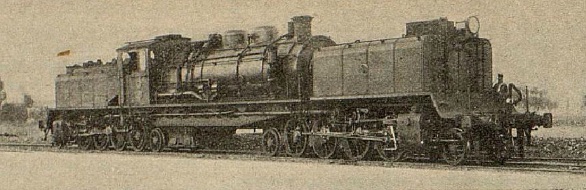 Locomotora del Central de Aragon en la linea del Caminreal a Zaragoza, año 1933 , revista I. y C.
